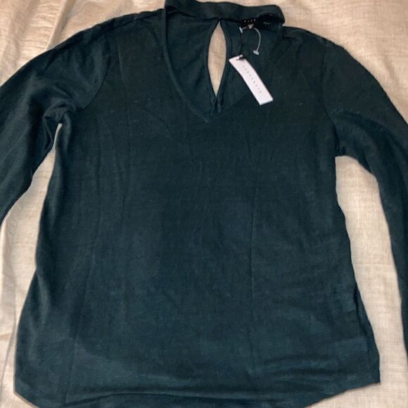Sanctuary NWT Genevieve Linen Bell Sleeve Choker Top in Meadow Green. Size M. - Picture 5 of 7